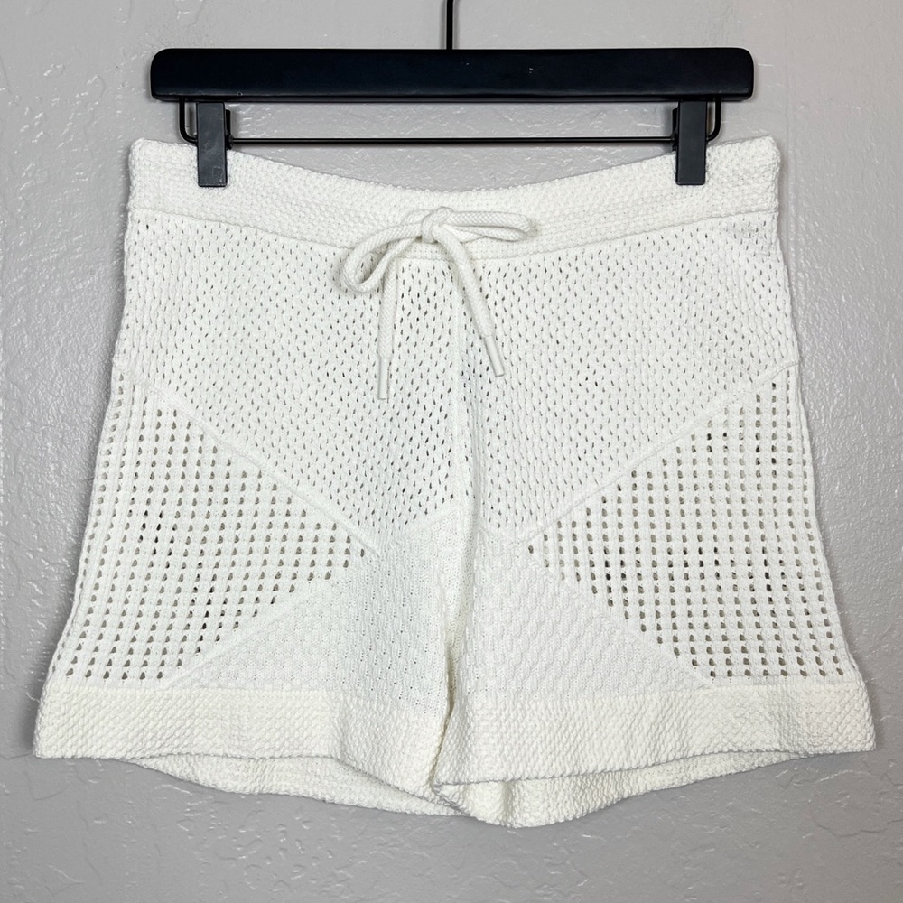 ZIMMERMANN Women’s Size 2/ US 8 White Raie Mesh Crochet-Knit Cotton Shorts - Picture 2 of 15